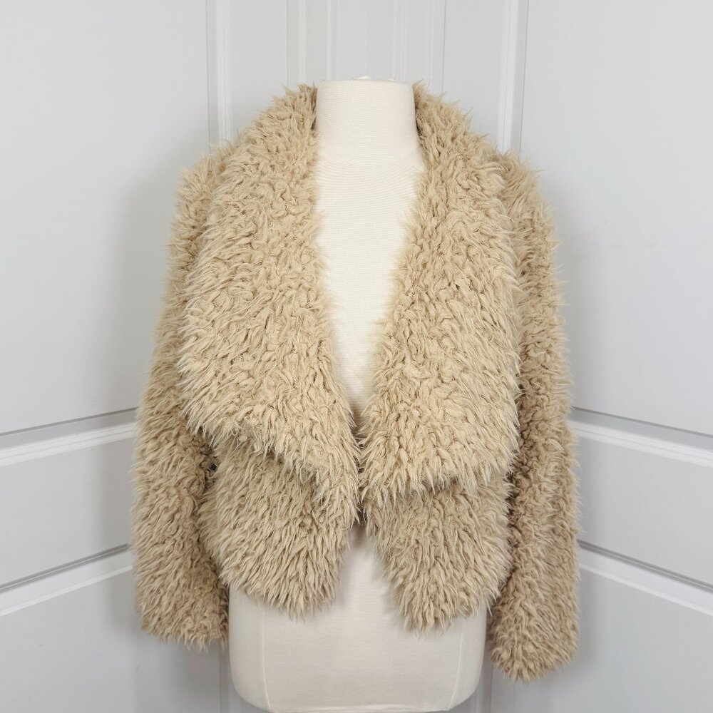 Bear Dance Cropped M Teddy Faux Fur Jacket Cozy Neutral Boho Y2K Soft Girl
